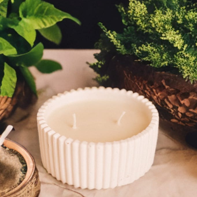 Vela aromática que se convierte en aceite tibio: ideal para hidratar y relajar la piel