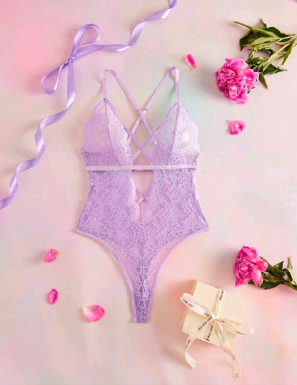 Body de Lencería Lila de Encaje con Tirantes Cruzados - Talla M/L